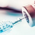 ワクチン接種が医療従事者から始まりました!遺伝子ワクチンは未知で少し怖いかも
